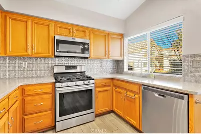 11525 Mountian Meadow, Apple Valley, CA 92308 - Photo 19