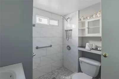 9020 Somerset Boulevard #19, Bellflower, CA 90706 - Photo 7