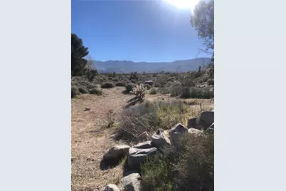 31875 Sapphire Road, Lucerne Valley, CA 92356 - Photo 33