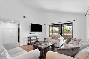 11722 Oak St, Apple Valley, CA 92308 - Photo 5