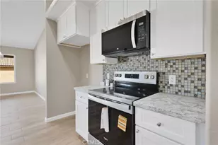 17837 Sultana St, Hesperia, CA 92345 - Photo 15