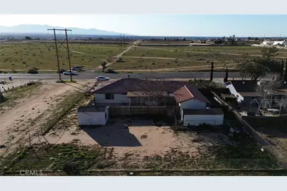 11911 Kiowa Road, Apple Valley, CA 92308 - Photo 13