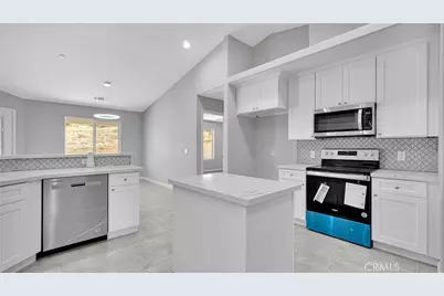 7939 Lassen Avenue, Hesperia, CA 92345 - Photo 21