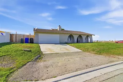 10424 Stage Coach Drive, Adelanto, CA 92301 - Photo 3