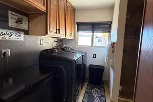 1517 De Anza St, Barstow, CA 92311 - Photo 13
