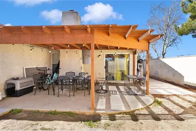 12889 Gifford, Victorville, CA 92392 - Photo 33