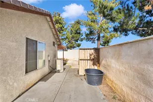 12889 Gifford, Victorville, CA 92392 - Photo 37