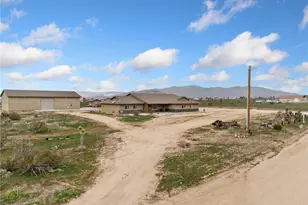 22820 Via Seco, Apple Valley, CA 92308 - Photo 15