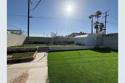 1912 Forane, Barstow, CA 92311 - Photo 15