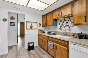 936 Pinon, Barstow, CA 92311 - Photo 15