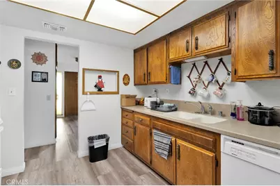 936 Pinon, Barstow, CA 92311 - Photo 15