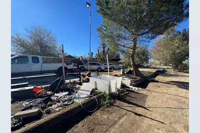 10175 Valle Vista, Phelan, CA 92371 - Photo 19