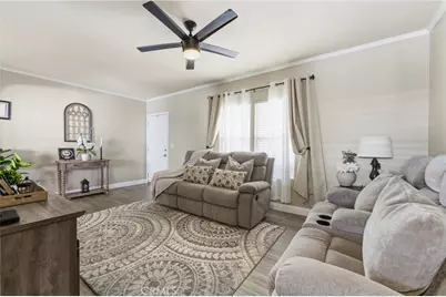 1550 20th #79, Rosamond, CA 93560 - Photo 5