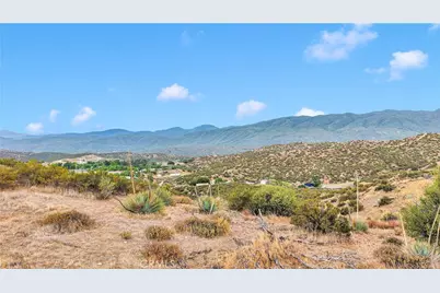 4550 Summit Valley Road, Hesperia, CA 92345 - Photo 13