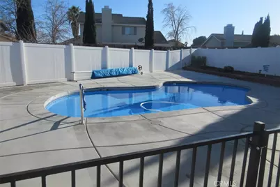 13531 Thistle Street, Victorville, CA 92392 - Photo 21