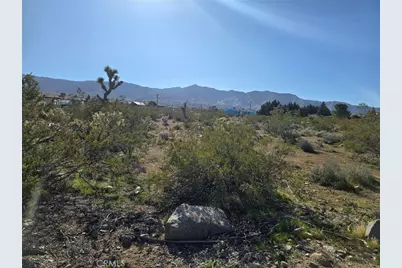 32573 Azurite, Lucerne Valley, CA 92356 - Photo 5
