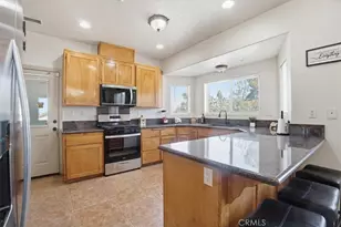 9323 Serra, Phelan, CA 92371 - Photo 19