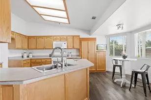 22163 Broken Lance Rd, Apple Valley, CA 92307 - Photo 23