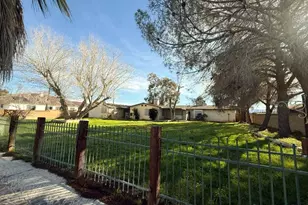 1821 W Columbia, Lancaster, CA 93534 - Photo 9