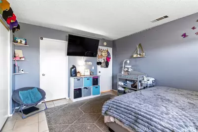 12561 Shamrock Avenue, Victorville, CA 92395 - Photo 17