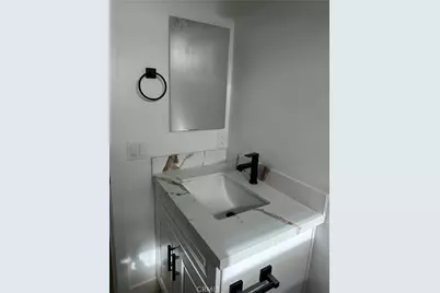 16353 Smokethorn Road, Apple Valley, CA 92307 - Photo 11