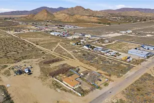 10380 Baker Rd, Lucerne Valley, CA 92356 - Photo 37