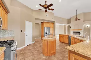 17412 Danbury Ave, Hesperia, CA 92345 - Photo 15