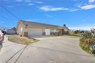 10276 Aster Rd, Oak Hills, CA 92344 - Photo 3