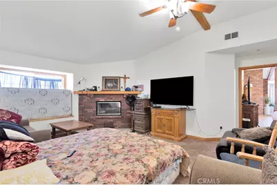 10276 Aster Road, Oak Hills, CA 92344 - Photo 23
