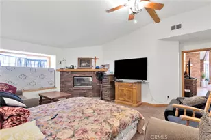 10276 Aster Rd, Oak Hills, CA 92344 - Photo 23