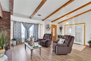 10276 Aster Rd, Oak Hills, CA 92344 - Photo 11