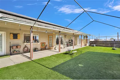 10276 Aster Road, Oak Hills, CA 92344 - Photo 45