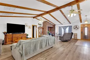 10276 Aster Rd, Oak Hills, CA 92344 - Photo 9