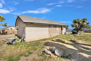 10276 Aster Rd, Oak Hills, CA 92344 - Photo 53