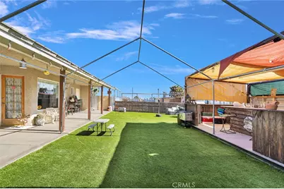 10276 Aster Road, Oak Hills, CA 92344 - Photo 41