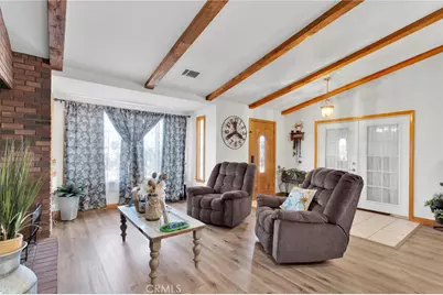 10276 Aster Road, Oak Hills, CA 92344 - Photo 9