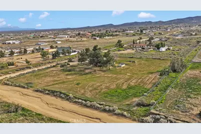 4875 Sunnyslope, Phelan, CA 92371 - Photo 47