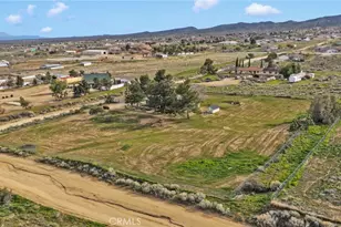 4875 Sunnyslope, Phelan, CA 92371 - Photo 47