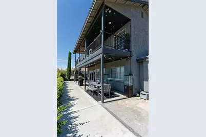 13665 Hidden Valley Road, Victorville, CA 92395 - Photo 31