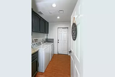 13665 Hidden Valley Road, Victorville, CA 92395 - Photo 21