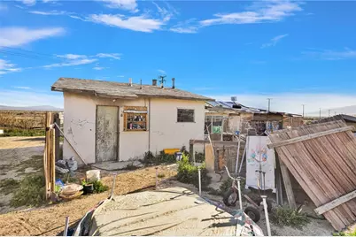 11805 Cove, Lucerne Valley, CA 92356 - Photo 29