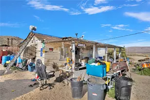 11805 Cove, Lucerne Valley, CA 92356 - Photo 3