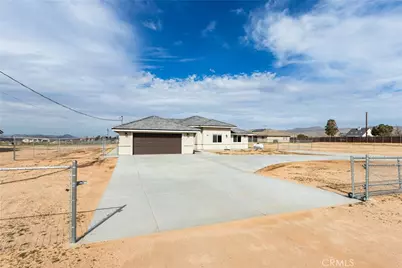 22562 Houston Street, Apple Valley, CA 92308 - Photo 7