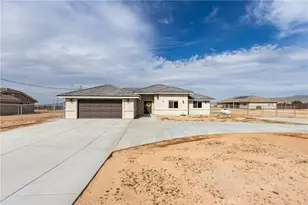 22562 Houston St, Apple Valley, CA 92308 - Photo 5