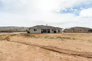 22562 Houston St, Apple Valley, CA 92308 - Photo 47