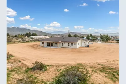 23842 Cahuilla, Apple Valley, CA 92307 - Photo 31