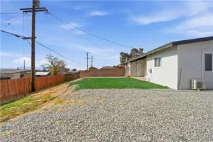 23921 S, Apple Valley, CA 92307 - Photo 45