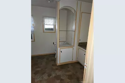 13393 Mariposa #181, Victorville, CA 92395 - Photo 5