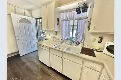 1354 Bushy Tail Trail, San Jacinto, CA 92583 - Photo 3