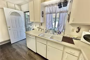 1354 Bushy Tail Trail, San Jacinto, CA 92583 - Photo 3